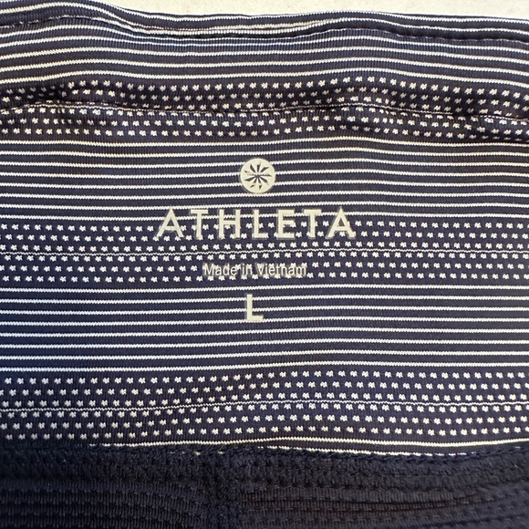 Athleta Women’s Size Large THIS IS SOLD - Picture 2 of 9